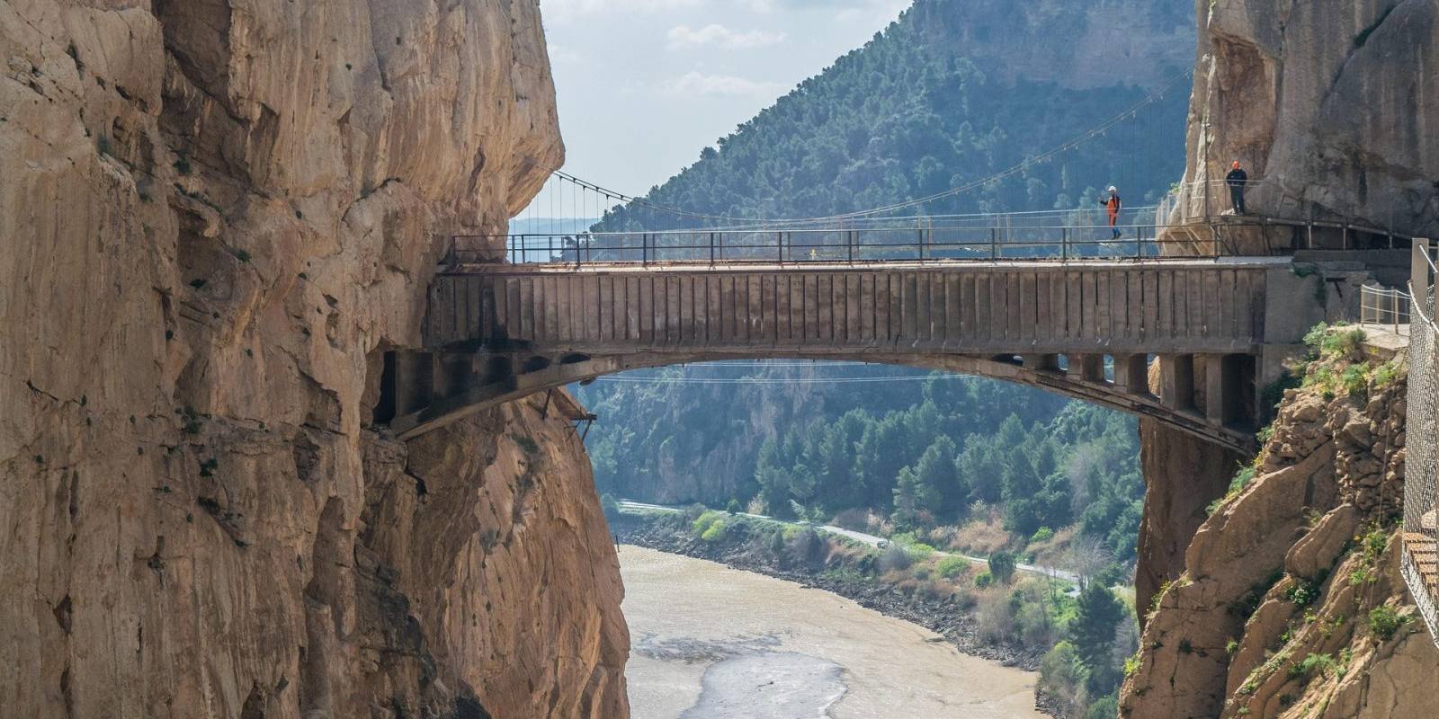 冰球突破音乐节奏栏目主视觉图